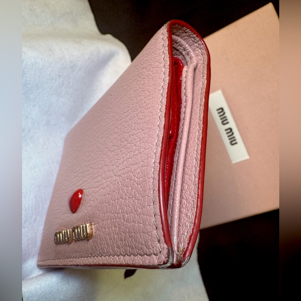 Miu Miu Pink LOVE Pebble Leather Wallet Discontinued Valentine Capsule - Picture 7 of 10